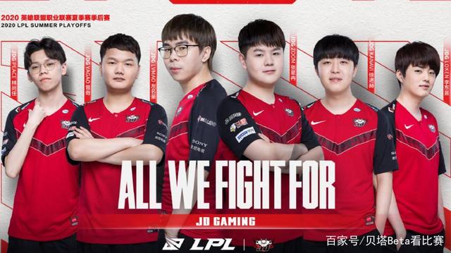 以三后卫为 以三后卫为