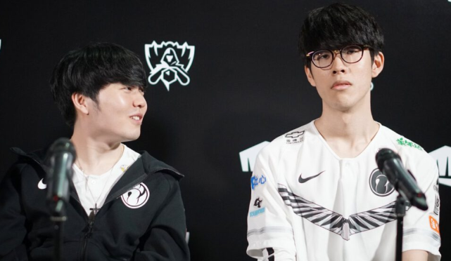 让卡张转双 让卡张转双